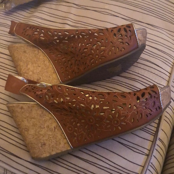 Wedges - Picture 2 of 3